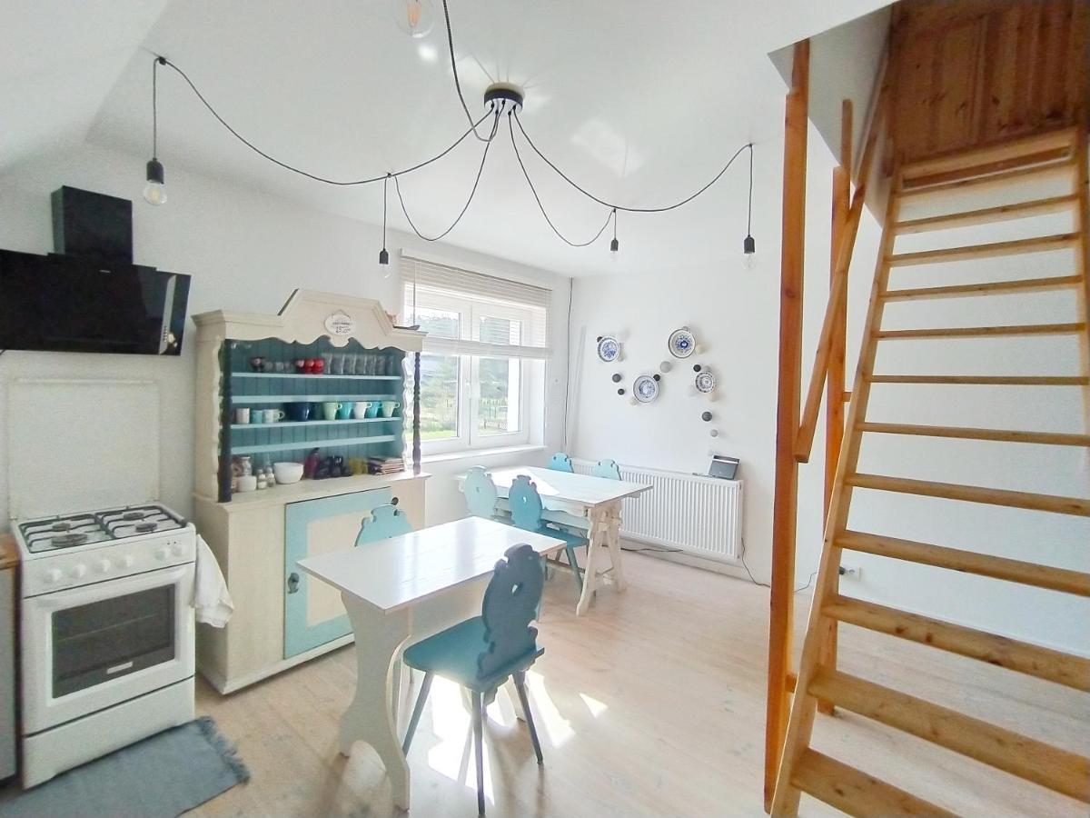 Leśna Kryjówka Apartamento Trzebciny Exterior foto